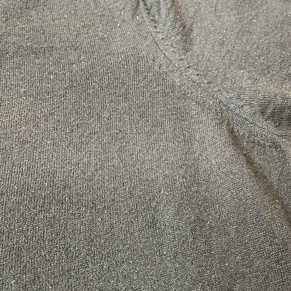 Massimo Dutti vneck sweater - Picture 2 of 7